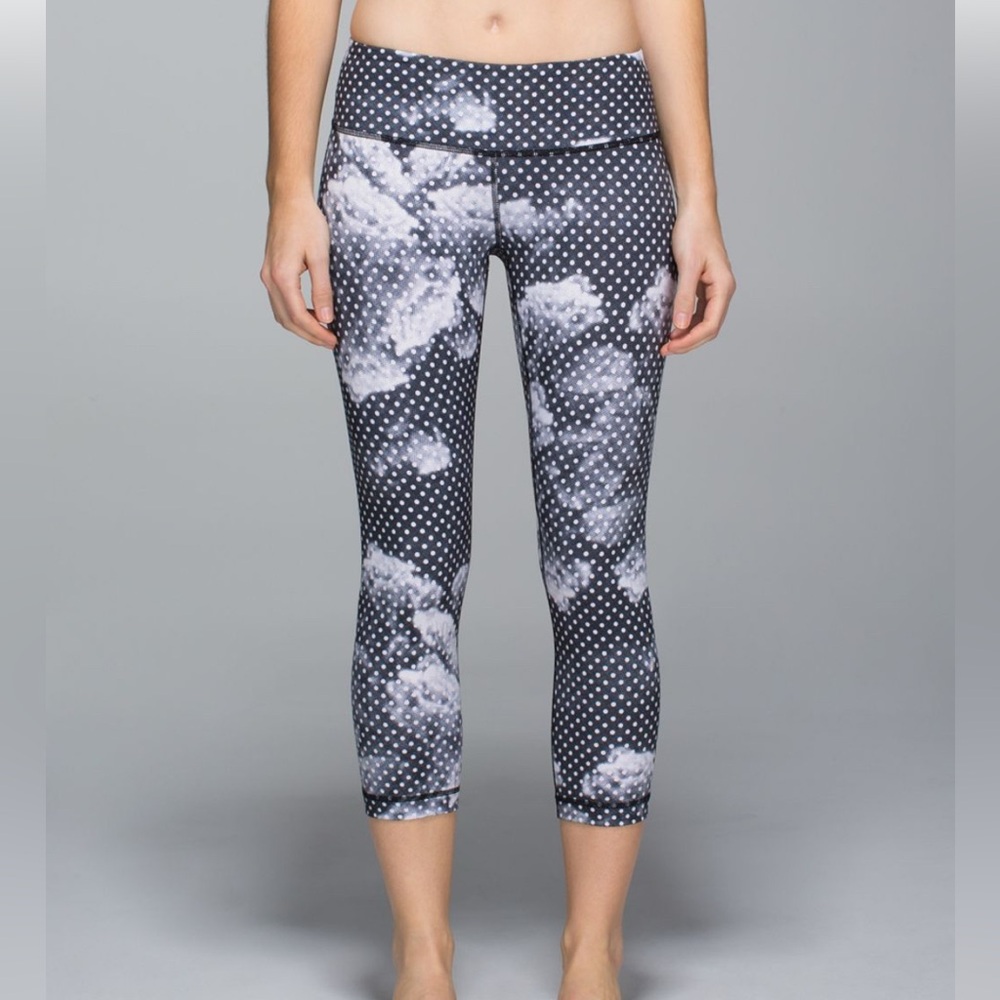 Lululemon Wunder Under Crop II in Dottie Dream Rose Polka dot athletic pants